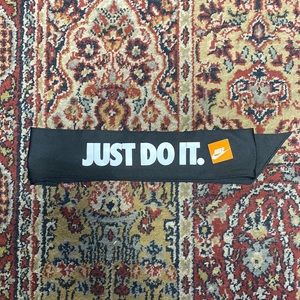 Nike Dri-Fit Head Tie